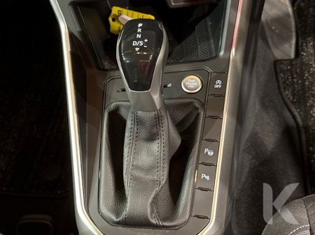 2023 Volkswagen Polo AUTOMATIC 1.0L TSI - REVERSE CAMERA - CRUISE CONTROL - FULLY ELECTRIC WINDOWS €23,950 thumbnail