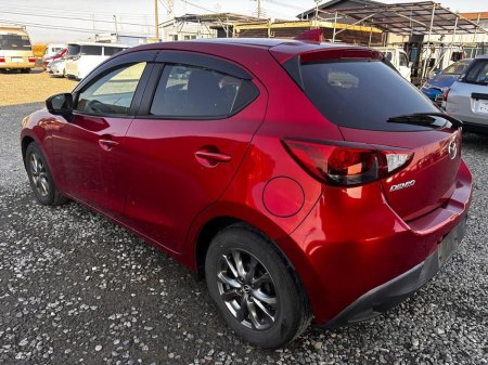 2017 Mazda Demio - thumbnail 6