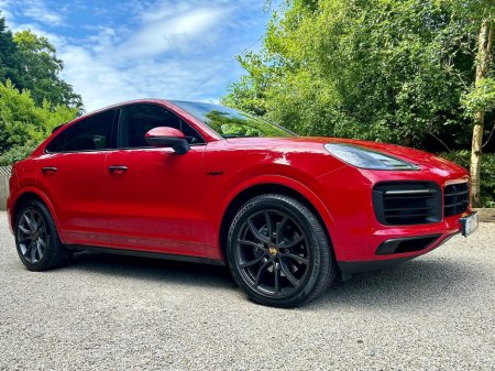2022 Porsche Cayenne - thumbnail 1