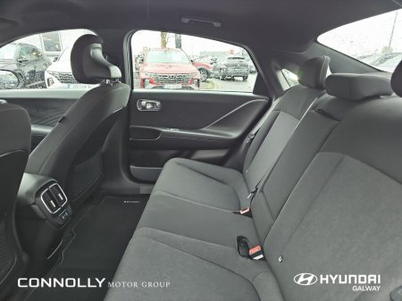 2025 Hyundai Ioniq 6 - thumbnail 6
