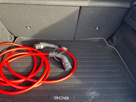 2026 Peugeot 308 Electric 156bhp (54 kWh) Allure €32,795 thumbnail