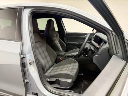 2023 Volkswagen Golf - thumbnail 11