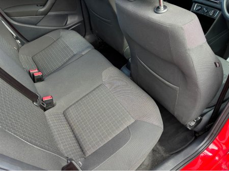 2014 Volkswagen Polo - thumbnail 19