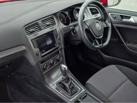 2016 Volkswagen Golf - thumbnail 13
