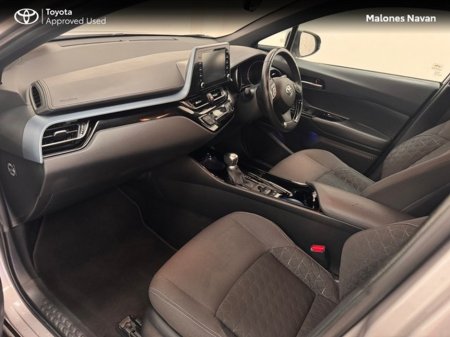 2020 Toyota C-HR C-HR 1.8 HYBRID SPORT €23,950 thumbnail