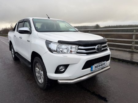 2020 Toyota Hilux - thumbnail 9