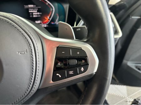 2021 BMW 3 Series - thumbnail 11