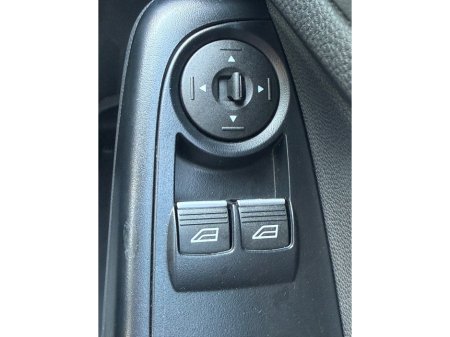 2017 Ford Fiesta - thumbnail 20