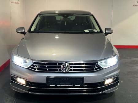 2018 Volkswagen Passat HIGHLINE R Line 1.6 TDI MANUAL 6SPEED FWD 120HP 4DR €18,950 thumbnail