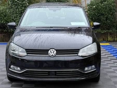 2017 Volkswagen Polo COMFORTLINE 1.2 TSI // 15" ALLOYS // REVERSE CAMERA // DIGITAL CLIMATE CONTROL €13,900 thumbnail