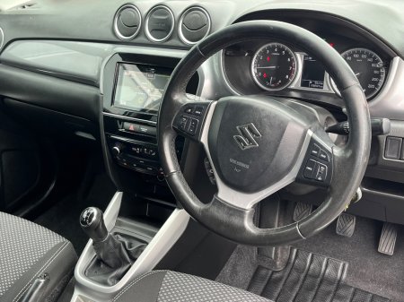 2015 Suzuki Vitara - thumbnail 17