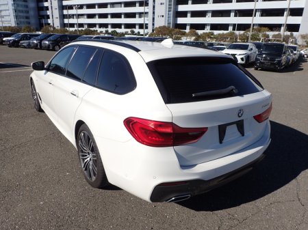 2017 BMW 5 Series - thumbnail 5