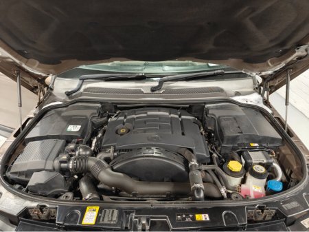 2013 Land Rover Range Rover 3.0 V6 DIESEL SE 4DR AUTO €16,750 thumbnail