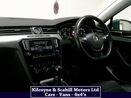 2017 Volkswagen Passat HIGHLINE BE 1.6 TDI MANUAL 6SPEED FWD 120HP thumbnail