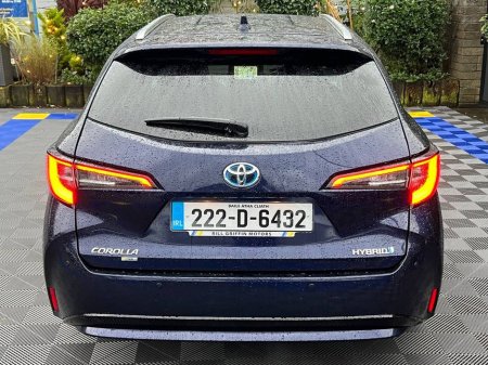 2022 Toyota Corolla SOL ESTATE 1.8 HYBRID // DIAMOND CUT ALLOYS // REVERSE CAMERA // ADAPTIVE CRUISE CONTROL €20,900 thumbnail