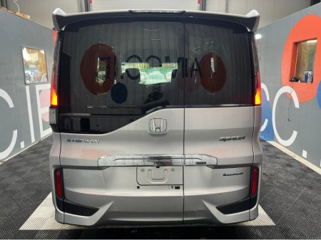 2017 Honda Stepwagon €21950! 2017 HONDA STEPWAGON SPADA HYBRID G SENSING 2.0 AUTOMATIC / CRUISE CONTROL / REVERSE CAMERA / AUTOMATIC DOORS AND MORE €21,950 thumbnail