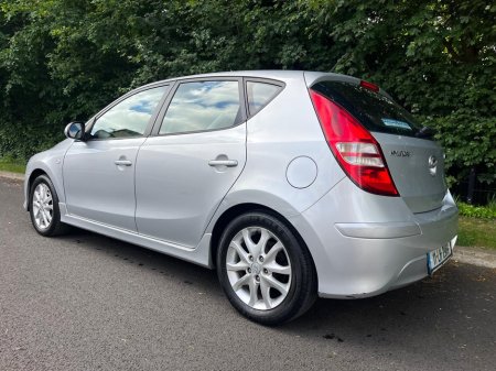2011 Hyundai i30 1.6 CRDi 90hp Classic Eco €2,390 thumbnail
