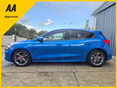 2022 Ford Focus - thumbnail 5