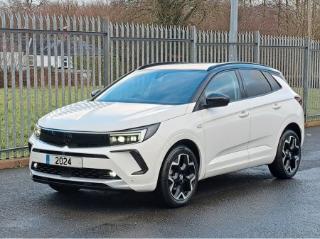 2024 Opel Grandland ULTIMATE 1.5TD 130BHP 8 SPEED AUTOMATIC **LEATHER/SUEDE INTERIOR** €34,950 thumbnail