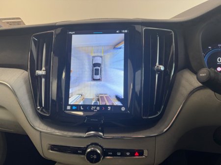 2024 Volvo XC60 - thumbnail 11