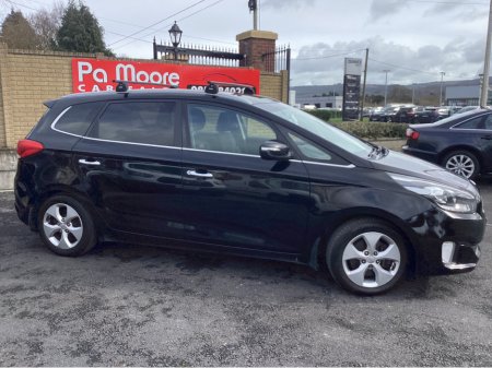 2016 Kia Carens - view 3