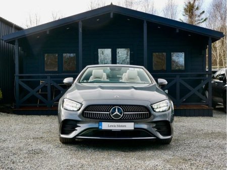 2022 Mercedes-Benz E Class - thumbnail 2