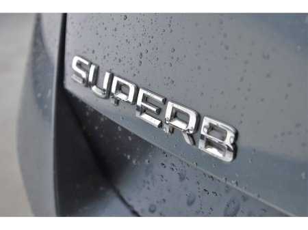 2020 Skoda Superb - thumbnail 26