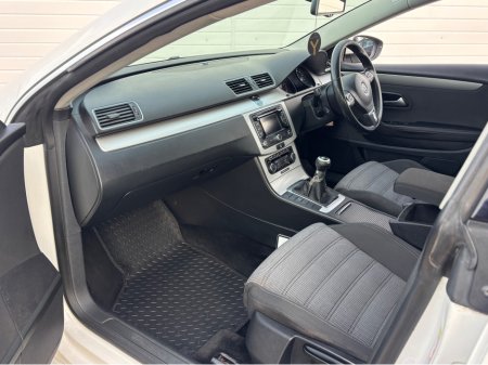 2012 Volkswagen Passat CC - thumbnail 10