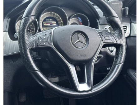 2016 Mercedes-Benz E Class 220 Automatic €15,950 thumbnail