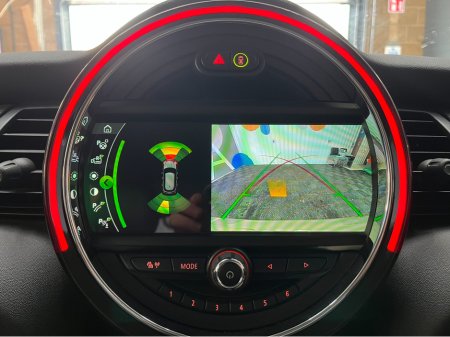 2018 MINI Cooper €17950 2018 MINI COOPER 1.5 AUTOMATIC / CRUISE CONTROL / REVERSE CAMERA / AMBIENT LIGHTS AND MORE €17,950 thumbnail