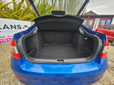 2020 Skoda Octavia - thumbnail 14