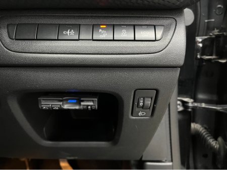 2017 Peugeot 2008 - thumbnail 9