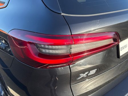 2022 BMW X5 xDrive45e M Sport €65,950 thumbnail