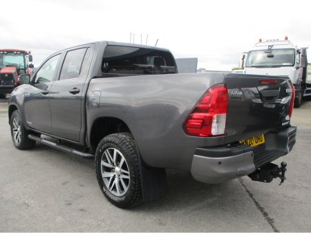 2020 Toyota Hilux 2.4 TD INVINCIBLE X CREWCAB €34,959