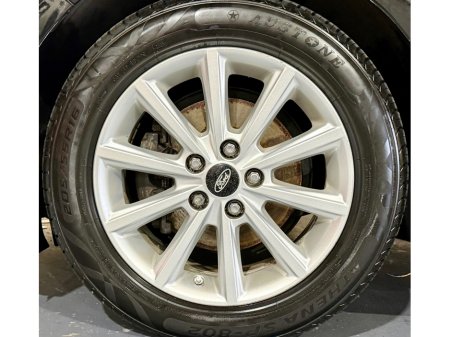 2016 Ford Focus - thumbnail 20