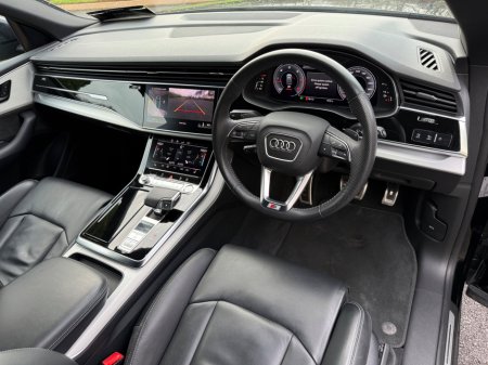 2020 Audi Q8 - thumbnail 9
