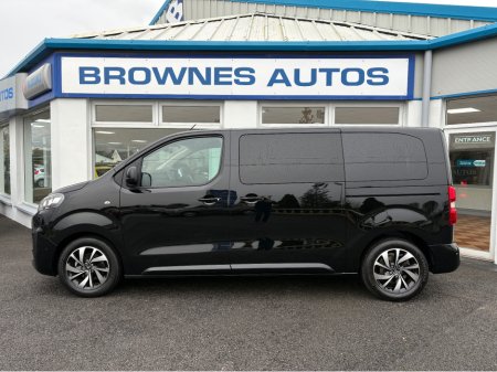 2020 Citroen SpaceTourer FEEL BLUEHDI €33,999 thumbnail