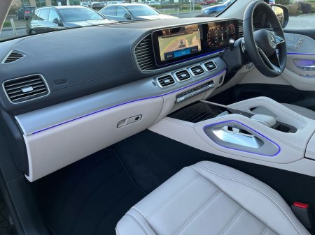 2026 Mercedes-Benz GLE Class 350DE 4MATIC AMG Line PHEV SUV €110,999 thumbnail