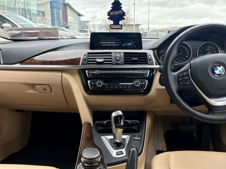 2017 BMW 3 Series - thumbnail 8