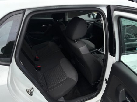 2016 Volkswagen Polo VW Polo 1,2 TSI, PERTOL,AUTO, ALLOYS thumbnail