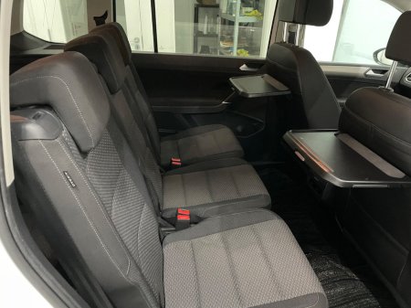 2017 Volkswagen Touran  €30,995 thumbnail