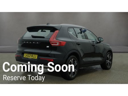 2022 Volvo XC40 - thumbnail 2