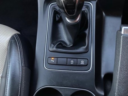 2019 Kia Sorento 7 Seater 2.2D Premium Spec IMMACULATE CONDITION* Privacy Glass, Rear Spoiler, Sat Nav, Heated Seats, Electric Seats, Cruise Control, Electric Windows, €27,900 thumbnail