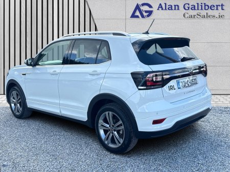 2022 Volkswagen T-Cross - view 2