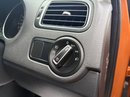 2016 Volkswagen Polo 1.2 TSI 5DR 90HP Crosspolo €12,900 thumbnail