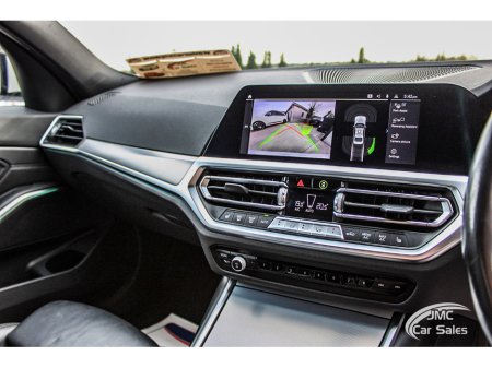 2021 BMW 3 Series - thumbnail 18