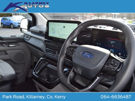 2026 Ford Tourneo Custom 2026 PHEV Tourneo Custom Limited 2.5 Auto thumbnail