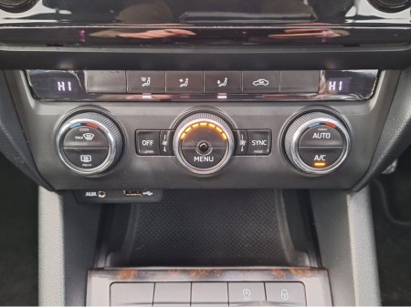 2016 Skoda Octavia STYLE 1.6 TDI 90HP *High Spec/ thumbnail