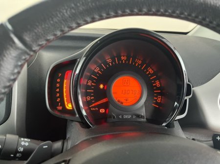 2017 Toyota Aygo X-PLAY Automatic €10,950 thumbnail