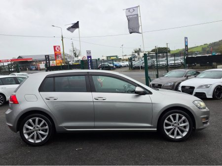 2017 Volkswagen Golf LEATHER BLACK SEATS 1.4 HIGHLINE EDITION -REVERSE CAMERA  - CARPLAY - ANDROID AUTO- BLIND SPOT REAR TRAFFIC ASSIST - DISCOVER PRO - €16,950 thumbnail